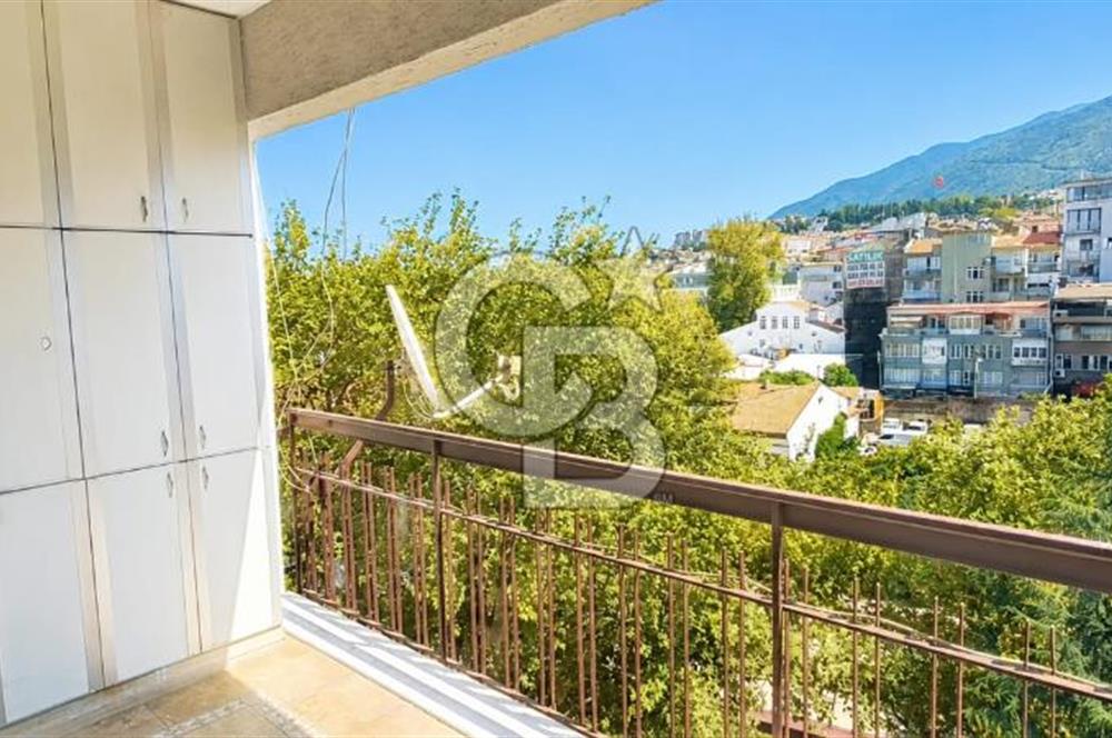 HOCAALİZADE CADDE ÜSTÜNDE MERKEZİ LOKASYONDA 3+1 KİRALIK DAİRE
