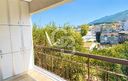 HOCAALİZADE CADDE ÜSTÜNDE MERKEZİ LOKASYONDA 3+1 KİRALIK DAİRE