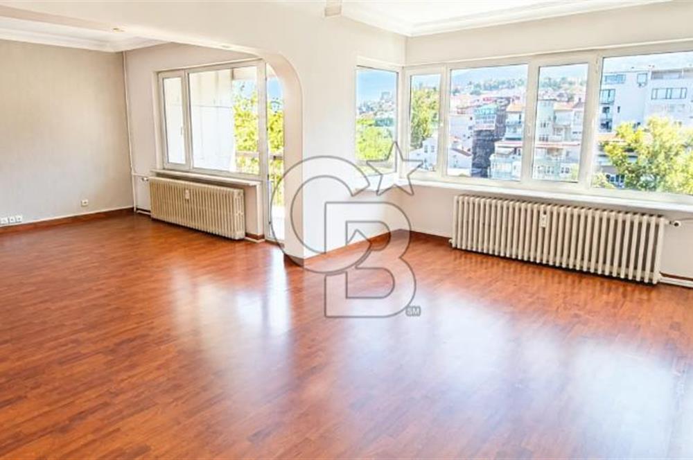 HOCAALİZADE CADDE ÜSTÜNDE MERKEZİ LOKASYONDA 3+1 KİRALIK DAİRE
