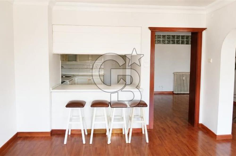 HOCAALİZADE CADDE ÜSTÜNDE MERKEZİ LOKASYONDA 3+1 KİRALIK DAİRE