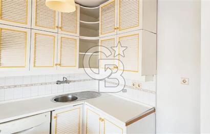 HOCAALİZADE CADDE ÜSTÜNDE MERKEZİ LOKASYONDA 3+1 KİRALIK DAİRE