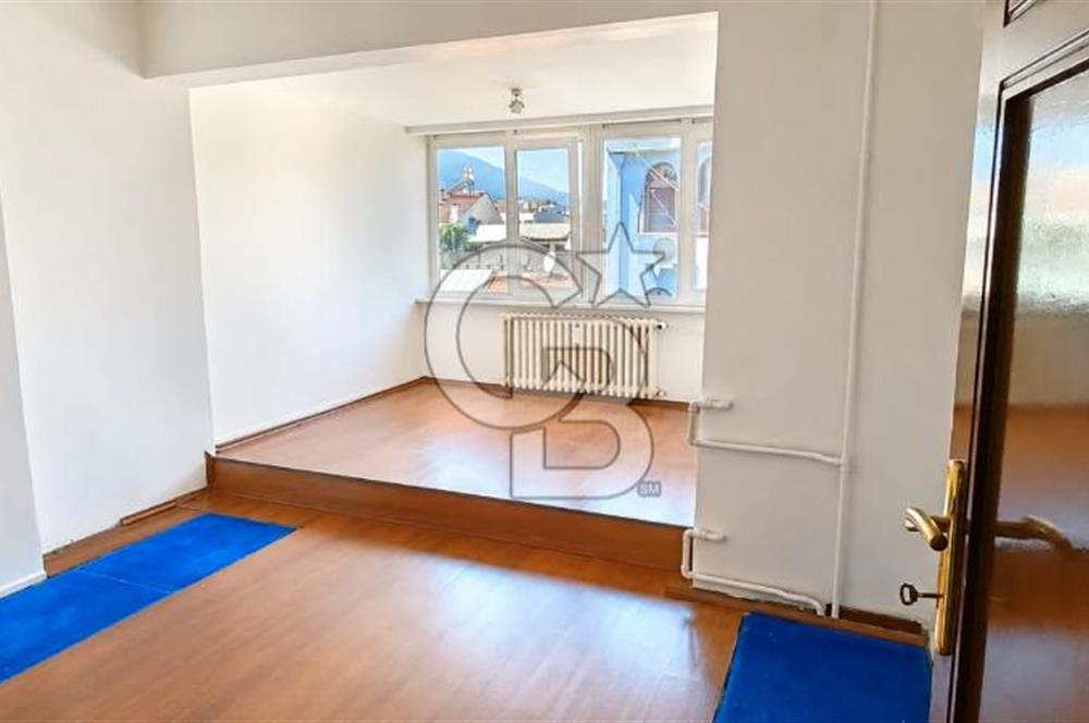 HOCAALİZADE CADDE ÜSTÜNDE MERKEZİ LOKASYONDA 3+1 KİRALIK DAİRE