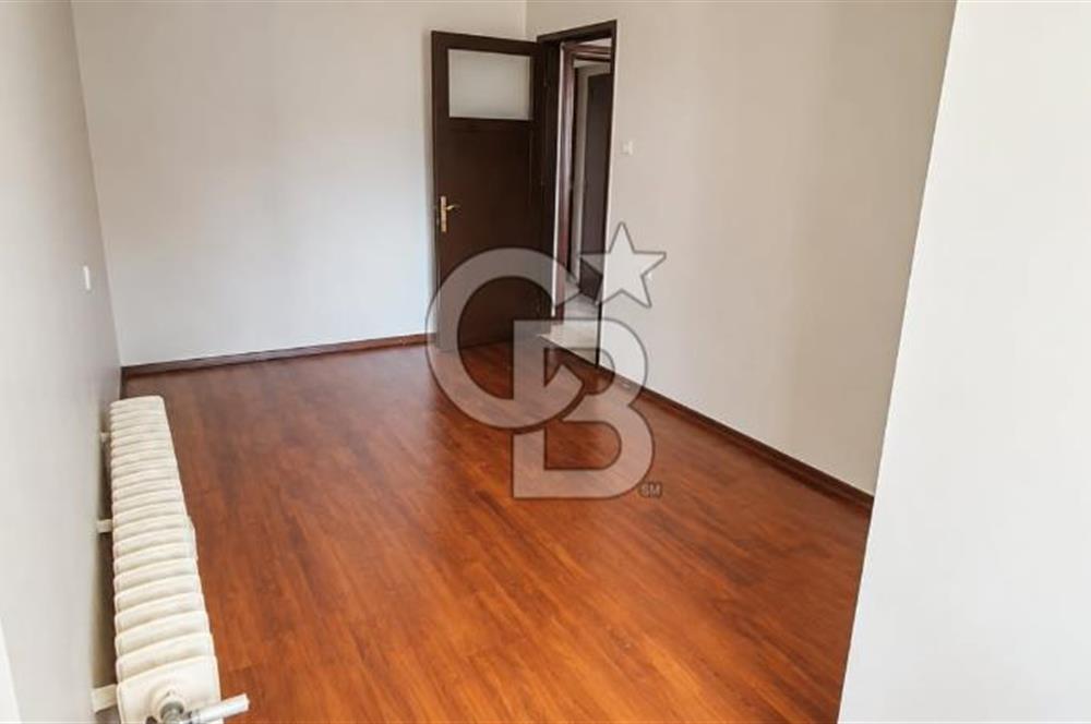 HOCAALİZADE CADDE ÜSTÜNDE MERKEZİ LOKASYONDA 3+1 KİRALIK DAİRE