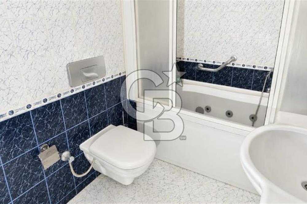 HOCAALİZADE CADDE ÜSTÜNDE MERKEZİ LOKASYONDA 3+1 KİRALIK DAİRE