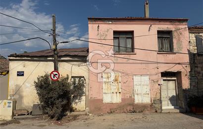 URLA MERKEZDE TARİHİ DOKUDA ÖZEL TİCARİ FIRSAT