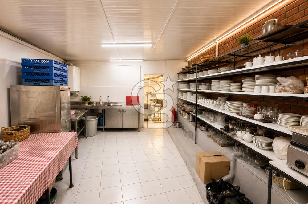 BORNOVA ÇİÇEKLİKÖY ÇOKLU GELİR ÜRETEBİLECEK ORGANİZASYON ALANI