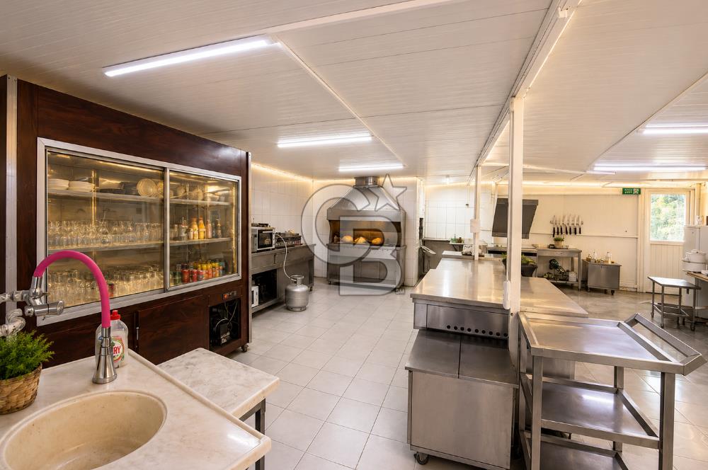 BORNOVA ÇİÇEKLİKÖY ÇOKLU GELİR ÜRETEBİLECEK ORGANİZASYON ALANI