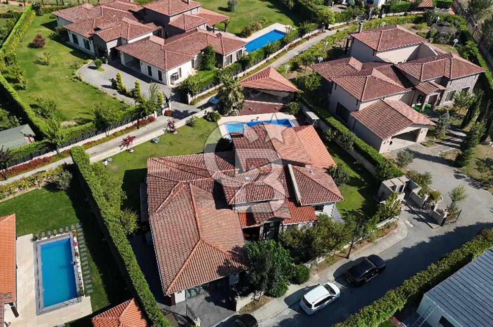 TOSKANA VADİSİ T11 MODEL 5+1 1.069 M² BAHÇELİ ÖZEL HAVUZLU VİLLA