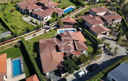 TOSKANA VADİSİ T11 MODEL 5+1 1.069 M² BAHÇELİ ÖZEL HAVUZLU VİLLA