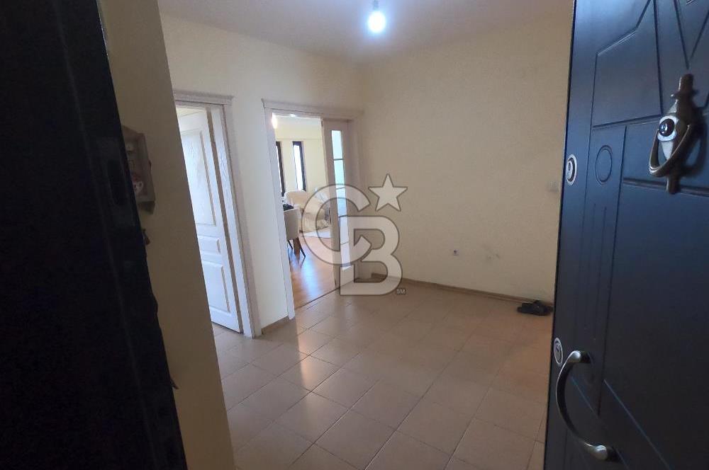 Karamürsel Dereköyde Deniz Manzaralı Havuzlu 3+1 Daire