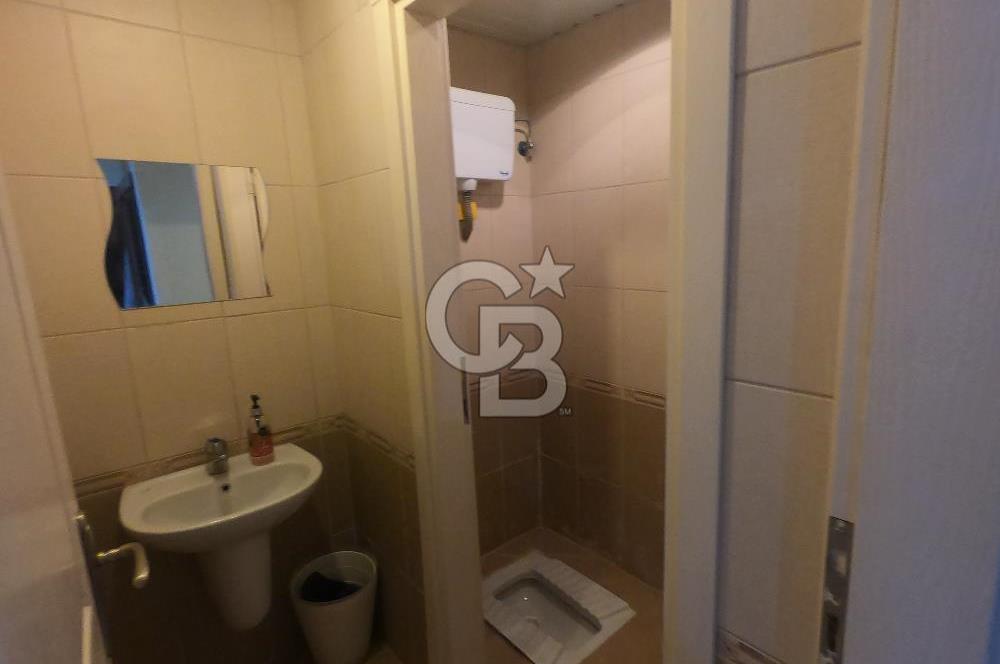 Karamürsel Dereköyde Deniz Manzaralı Havuzlu 3+1 Daire