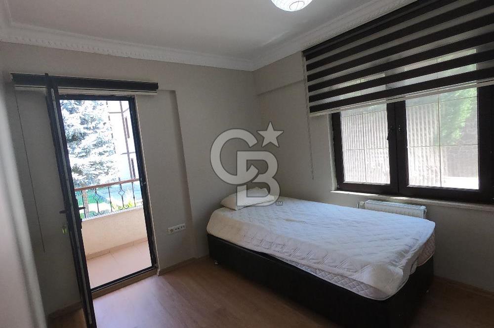 Karamürsel Dereköyde Deniz Manzaralı Havuzlu 3+1 Daire