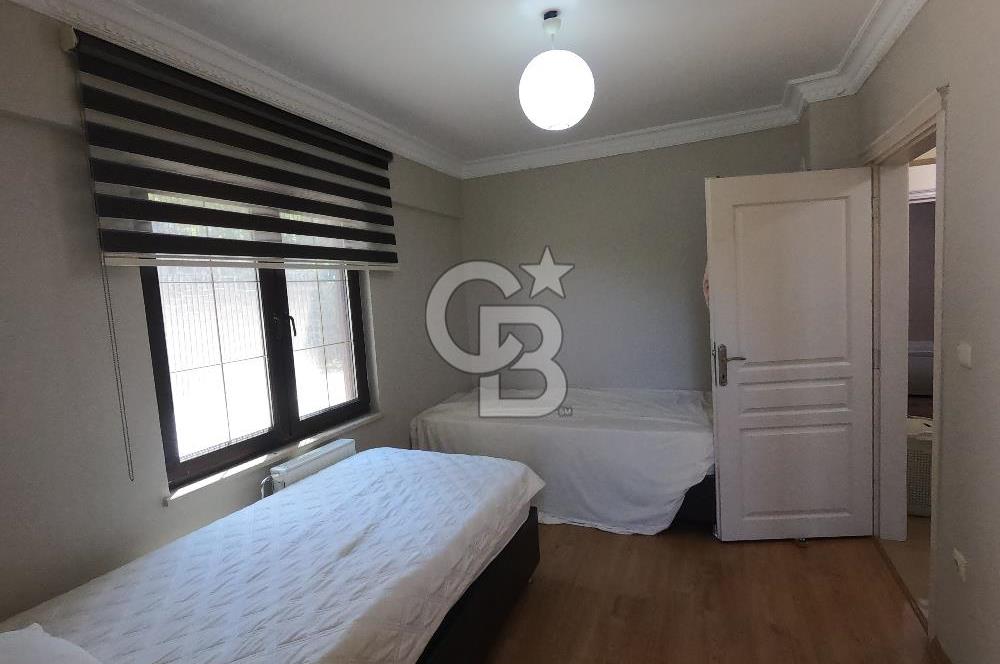 Karamürsel Dereköyde Deniz Manzaralı Havuzlu 3+1 Daire