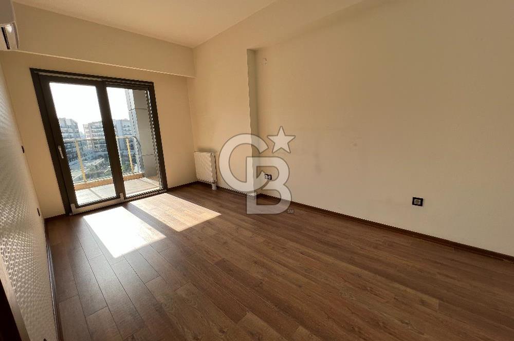 Park Yaşam Ataşehir Kiralık 2+1 Daire Havuz Manzaralı
