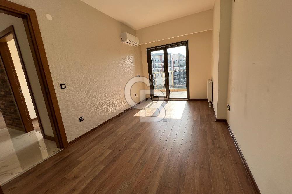 Park Yaşam Ataşehir Kiralık 2+1 Daire Havuz Manzaralı