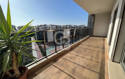Park Yaşam Ataşehir Kiralık 2+1 Daire Havuz Manzaralı