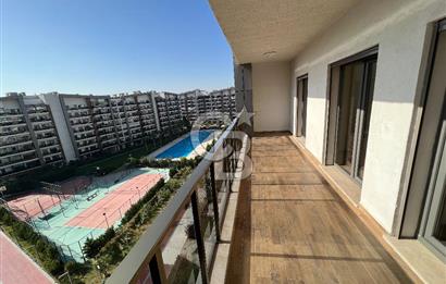 Park Yaşam Ataşehir Kiralık 2+1 Daire Havuz Manzaralı