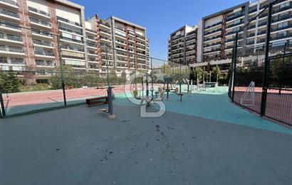 Park Yaşam Ataşehir Kiralık 2+1 Daire Havuz Manzaralı