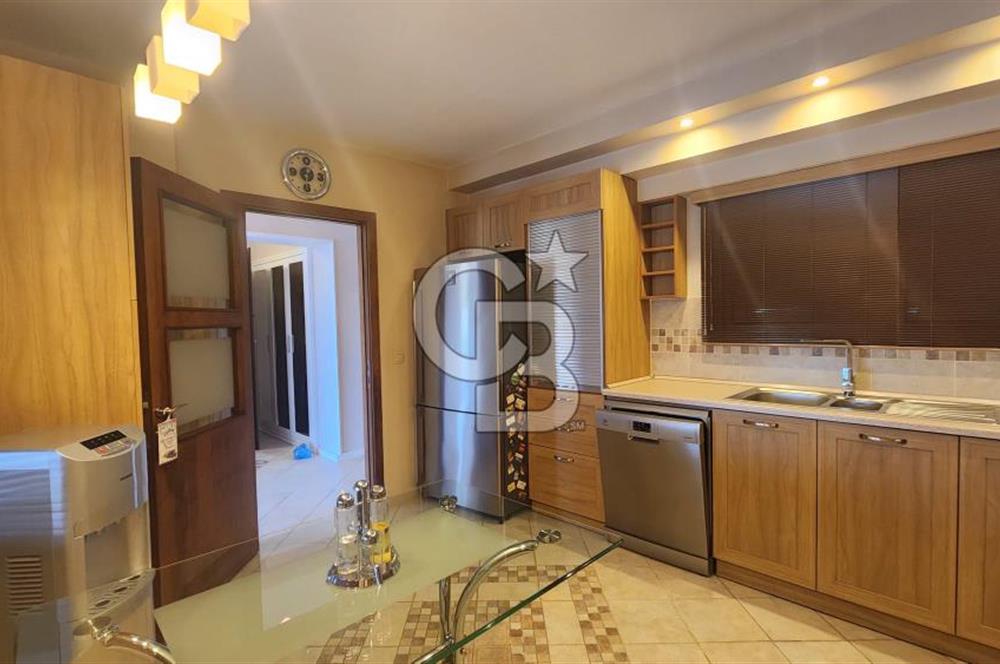 SAHİLE YÜRÜME MESAFESİNDE SATILIK 4+1 DAİRE