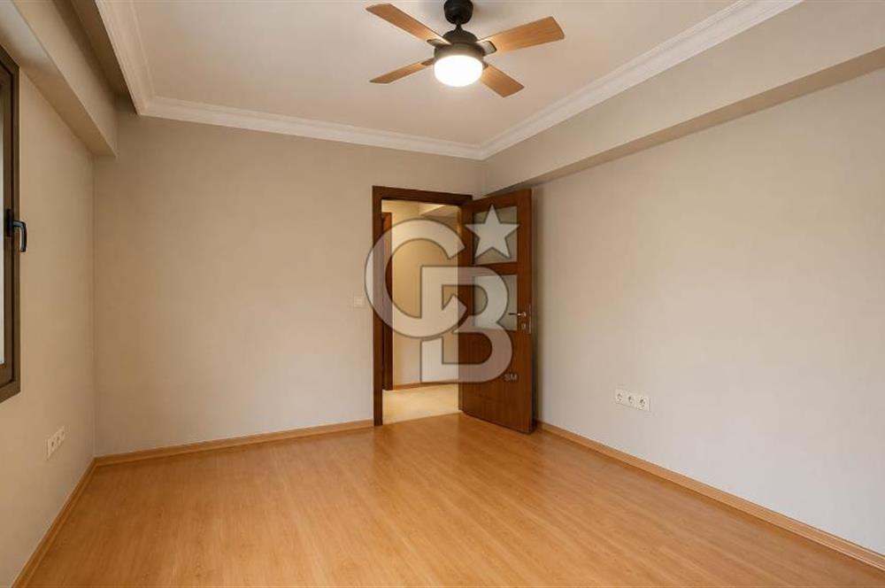 SAHİLE YÜRÜME MESAFESİNDE SATILIK 4+1 DAİRE