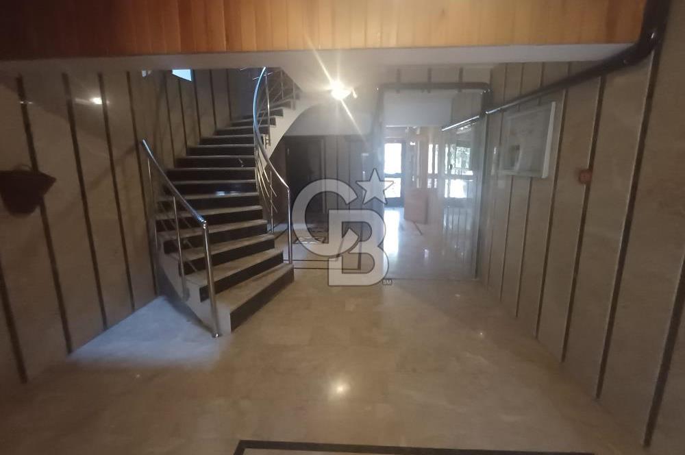 Çankaya Gökkuşağı'nda İçi Full Yapılı, Geniş Satılık 2+1 Daire
