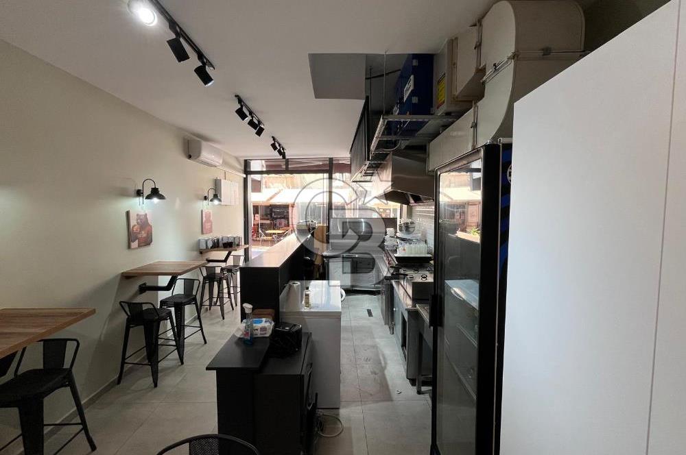 Bostanlı'da Devren Kiralık Statik Bacalı Dükkan