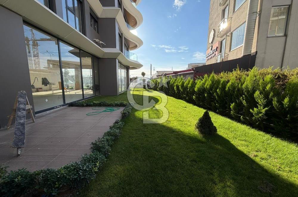 Tuzla Viaport Marina Girişinde 360m2 SATILIK Dükkan