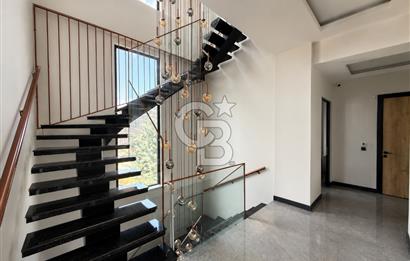 Beytepe Bölgesinin En Sıcak Aksında 450 metre² devren kiralık iş yeri