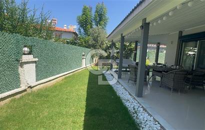 Çeşme çiftlikköyde 5+2 villa