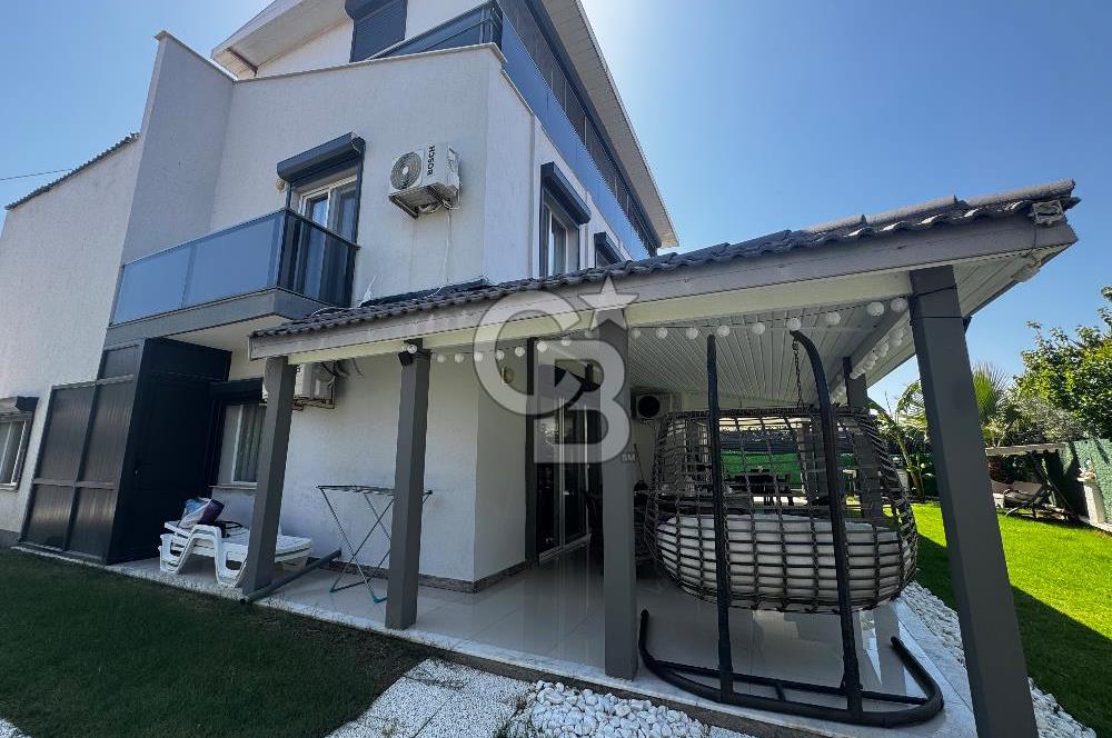 Çeşme çiftlikköyde 5+2 villa