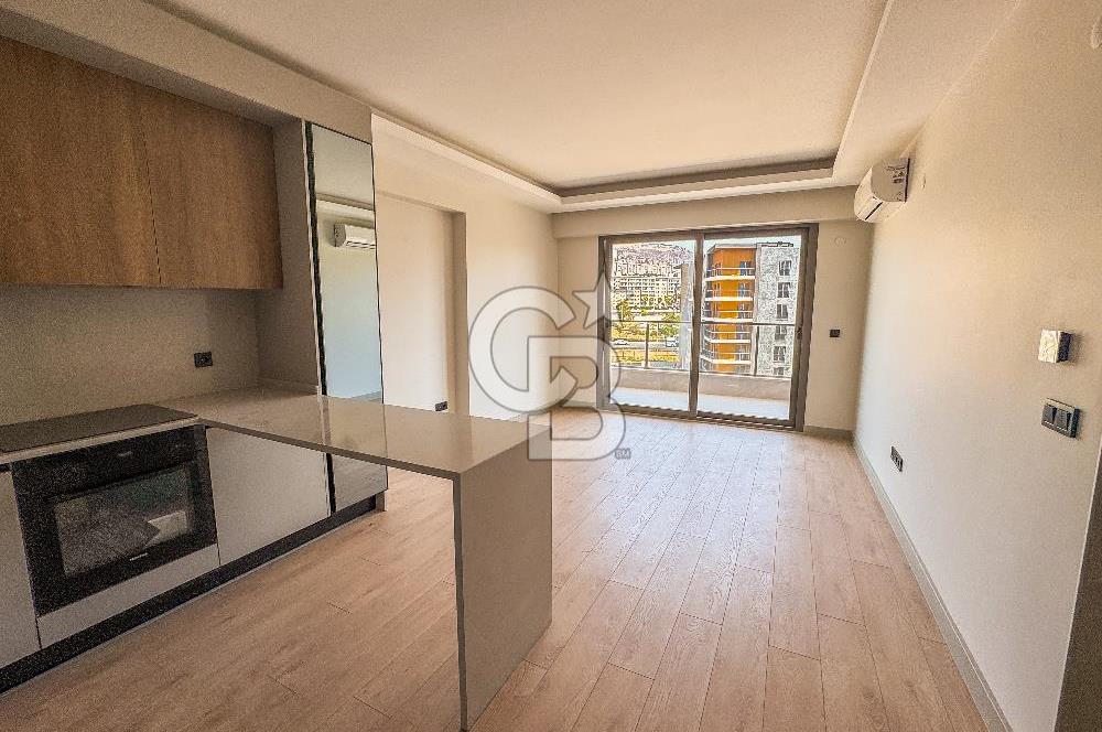 Mavişehir İZBAN Karşısı Havuzlu Site İçinde 2+1 Kiralık Daire