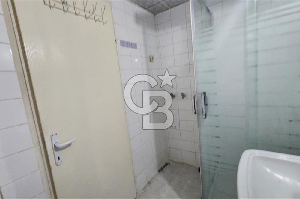 ÇİĞLİ EVKA 5 'DE BAKIMLI 2+1 KİRALIK DAİRE