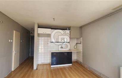ÇİĞLİ EVKA 5 'DE BAKIMLI 2+1 KİRALIK DAİRE