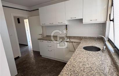 Üsküdar Burhaniye'de Kiralık 6+1 Geniş Dubleks Daire