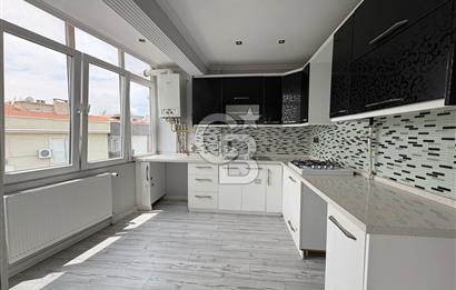 Buca Çamlık Mahallesinde 2+1 geniş balkonlu daire