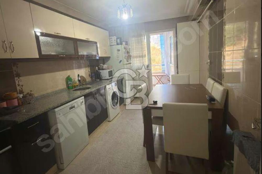 FIRSAT DAİRE YAPILI KOLEJE YAKIN
