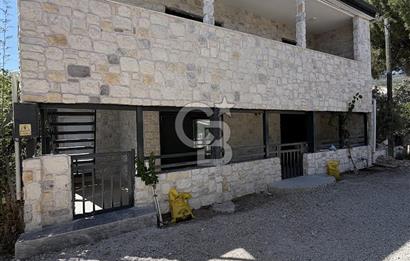 Müstakil 2 Katlı - Bağımısz - Sahile 75 Metre Turizm Ruhsatlı Yazlık