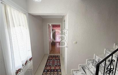 Çandarlı'nın En Güzel Konumunda Denize Yakın Satılık 3+1 Villa