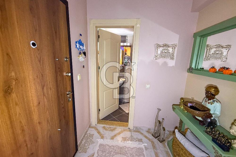 BAŞİSKELE MANOLYA 2'DE KÖŞE KONUMLU DOĞA MANZARALI VİLLA.