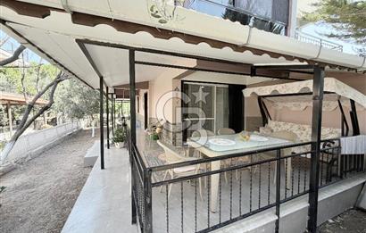 Çandarlı'nın En Güzel Konumunda Denize Yakın Satılık 3+1 Villa