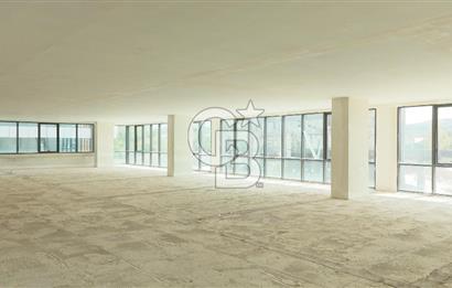 # MUSTAFA KEMAL MAHALLESİ’NDE ANA CADDE ÜZERİNDE, 30 METRE CEPHELİ KOMPLE KİRALIK BİNA