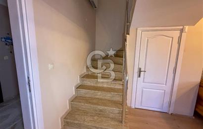 BAŞİSKELE MANOLYA 2'DE KÖŞE KONUMLU DOĞA MANZARALI VİLLA.