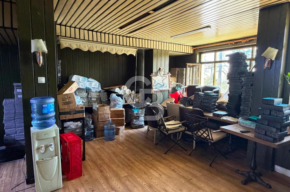 ESENTEPE RAGIP TÜZÜN CAD. 250M² SATILIK DÜKKAN