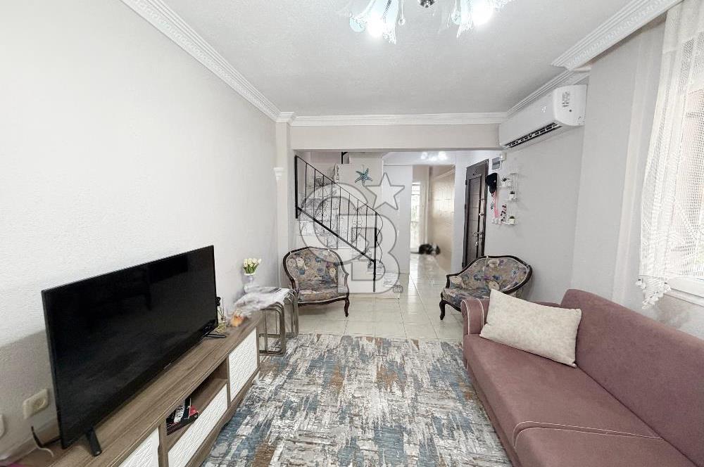 Çandarlı'nın En Güzel Konumunda Denize Yakın Satılık 3+1 Villa