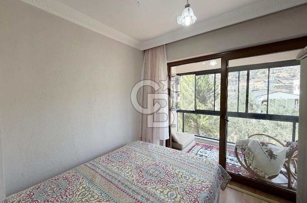 Çandarlı'nın En Güzel Konumunda Denize Yakın Satılık 3+1 Villa