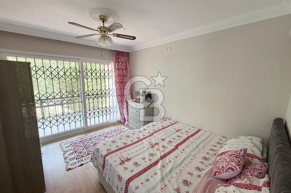 Çandarlı'nın En Güzel Konumunda Denize Yakın Satılık 3+1 Villa