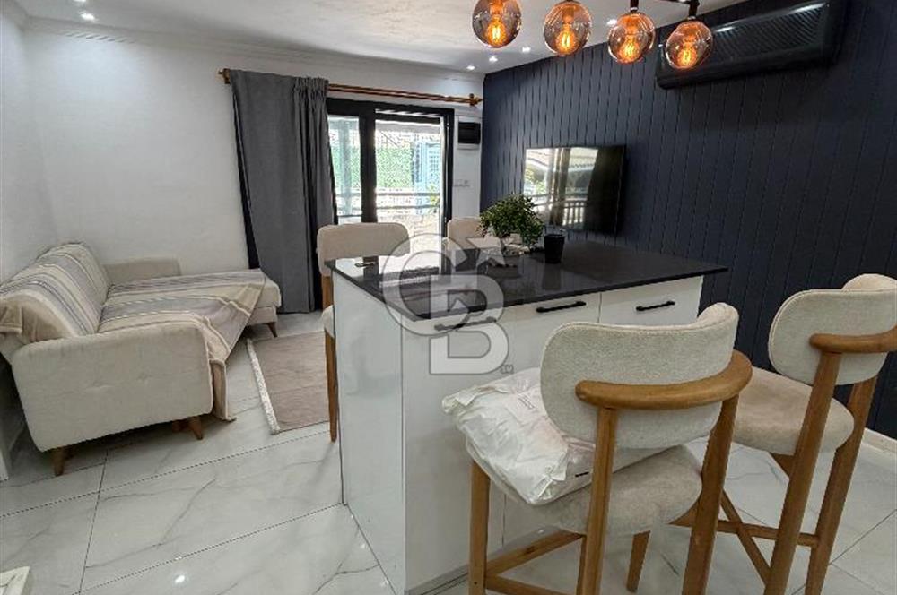 Müstakil 2 Katlı - Bağımısz - Sahile 75 Metre Turizm Ruhsatlı Yazlık