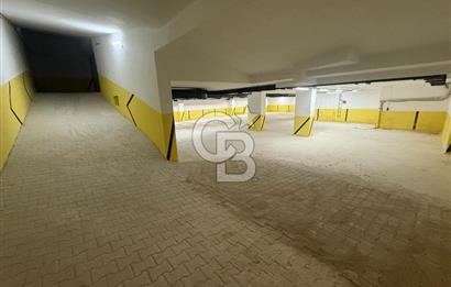 # MUSTAFA KEMAL MAHALLESİ’NDE ANA CADDE ÜZERİNDE, 30 METRE CEPHELİ KOMPLE KİRALIK BİNA