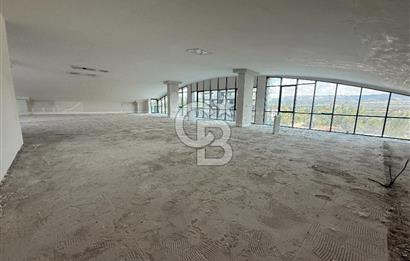 # MUSTAFA KEMAL MAHALLESİ’NDE ANA CADDE ÜZERİNDE, 30 METRE CEPHELİ KOMPLE KİRALIK BİNA