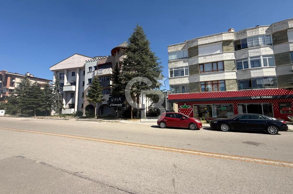 ÇANKAYA YILDIZ TAMKAT 300m2 4+1 ,2DEPOLU 2K.OTOPARK KİRALIK OFİS